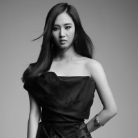 Юри из SNSD украсила обложку Harper’s Bazaar