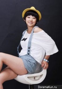 Oh Yi Na