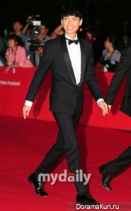Jeong-Kyung-Ho