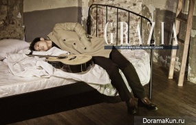 2AM 2AM
