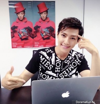 Aaron Yan