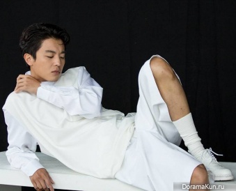 Yeon Woo Jin для High Cut June 2017