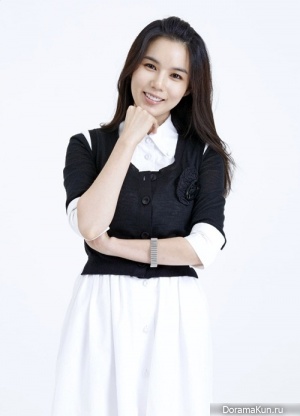 Park Shi Eun