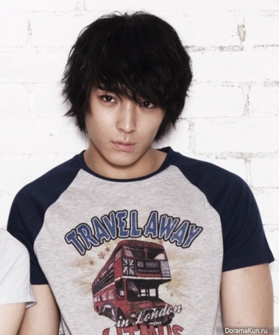 Чонхун из FT Island