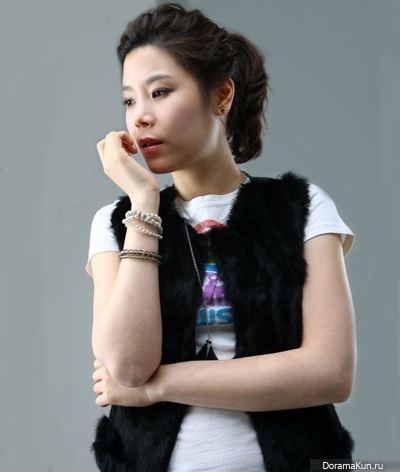 Lee Se Jin