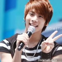ЧжонХён из SHINee