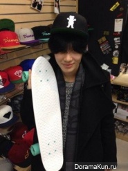 Тэмин из SHINee Тэмин из SHINee