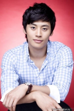 Jung Eun Woo