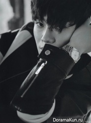 Chen (EXO) для Singles March 2017
