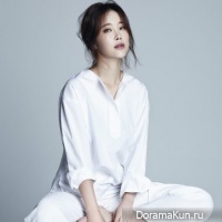 Baek Ji Young