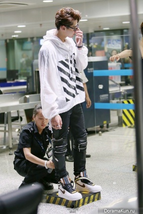 Wu Yi Fan