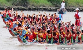 Dragon boats festival