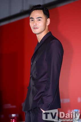 Ethan Ruan