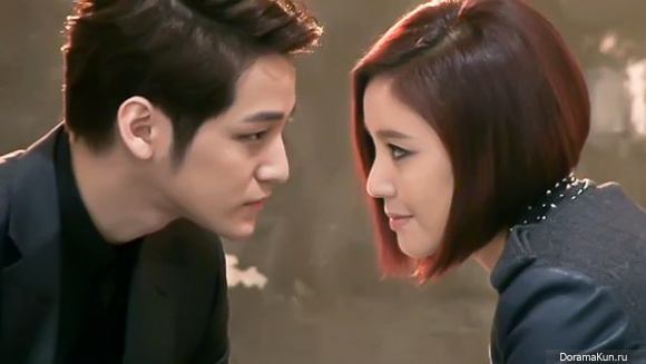 Mrs_Cop-Kim-Bum