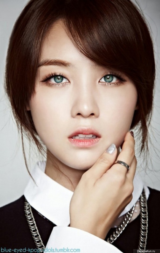 Minah FFFFFF