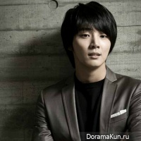 Yoon Shi Yoon
