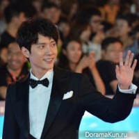 Hundred Flowers Awards