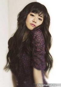 Moon Geun Young