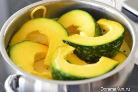 Danhobak Salad