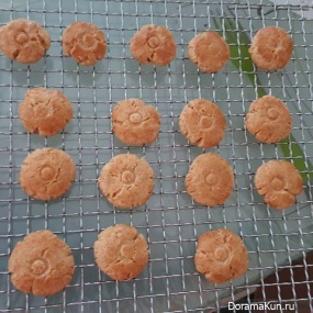 peanut cookies