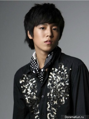 Lee Hyun Woo Lee Hyun Woo