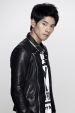 Lee Yi Kyung
