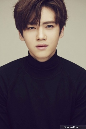 Yanan Yanan