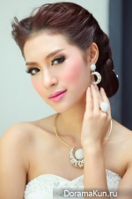 Mew Nittha Jirayungyurn