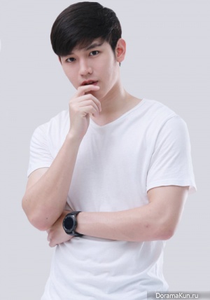 New Thitipoom Techaapaikhun