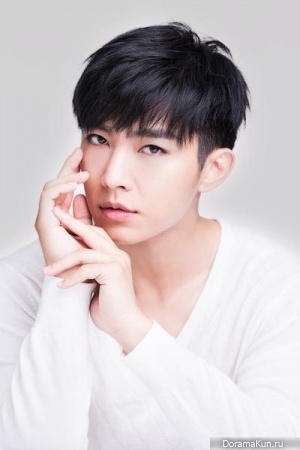 Aaron Yan