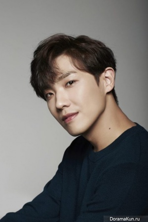 Lee Joon