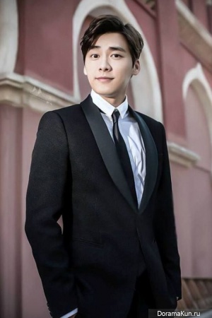 Li Yi Feng