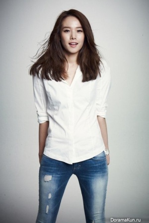 Jo Yoon Hee