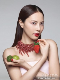 Park Ji Yoon для Allure Magazine April 2014