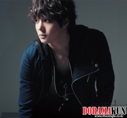 Kang Dong Ho для Singles July 2011