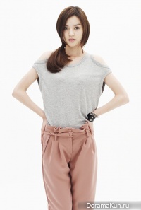 Woo Ri для Le Queen 2012 CF