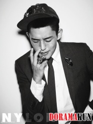 Yoo Ah In для Korea September 2012