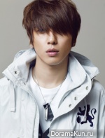 Jung Yong Hwa