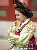 Queen In Hyun's Man