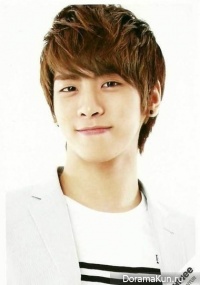 Интервью Kim Jonghyun ( SHINee) для KOOL (октябрь 2010)