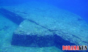 Подводные пирамиды острова Йонагуни.
